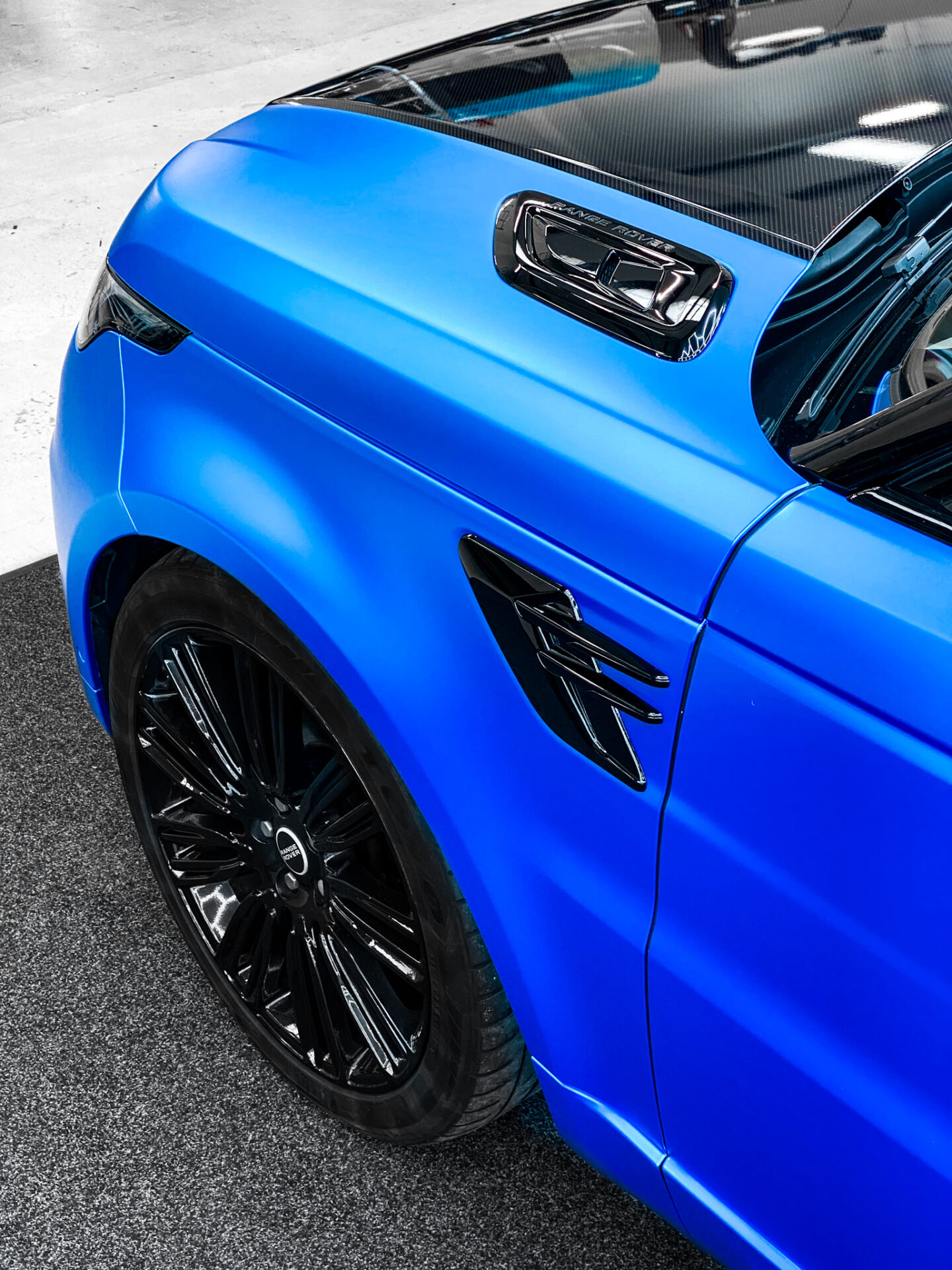 Range Rover - Satin Blue Chrome - Personal Wrapping Project