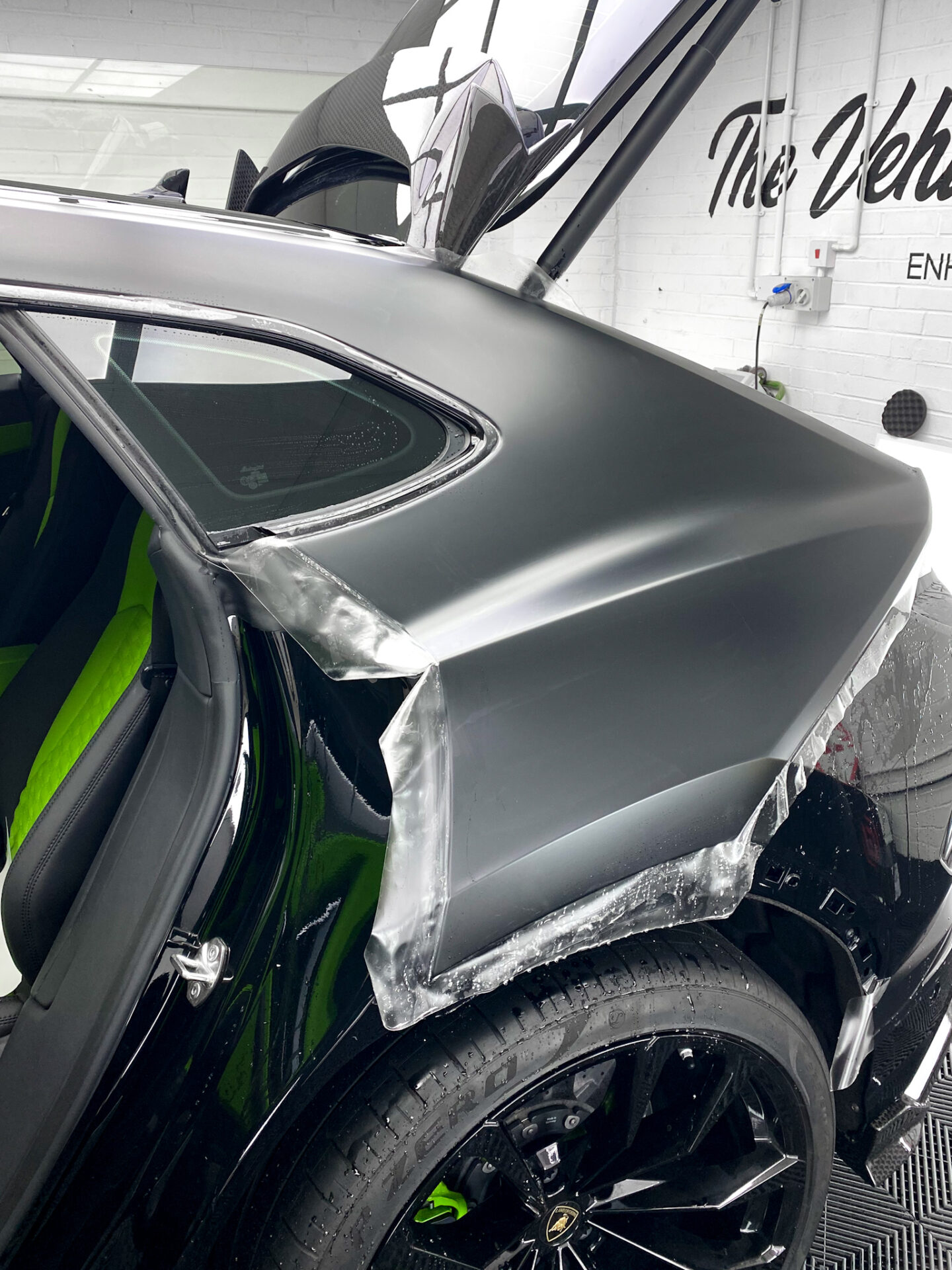 Pre Cut Ppf Lamborghini Urus 2023