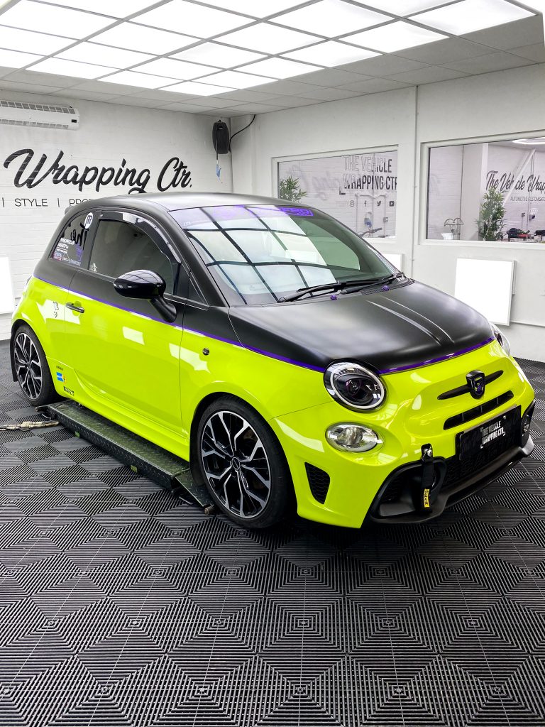 reflecteren een paar meubilair Fiat 500 Abarth - Satin Black Half Wrap - Personal Wrapping Project