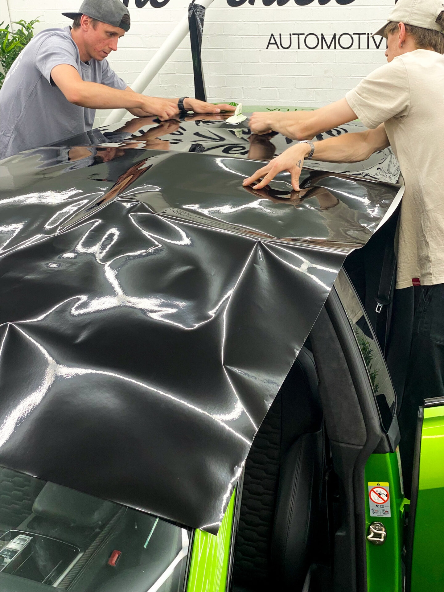 Audi RSQ8 - High Gloss Black Roof Wrap - Personal Wrapping Project