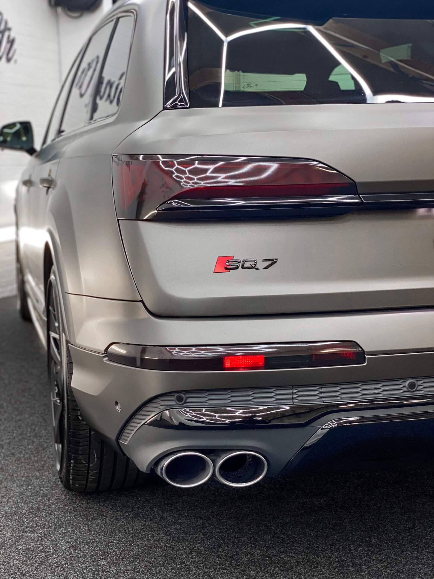 SQ7 Gloss Black Full Badges Package For Audi SQ7 2016-2023 – Exclusive Pack