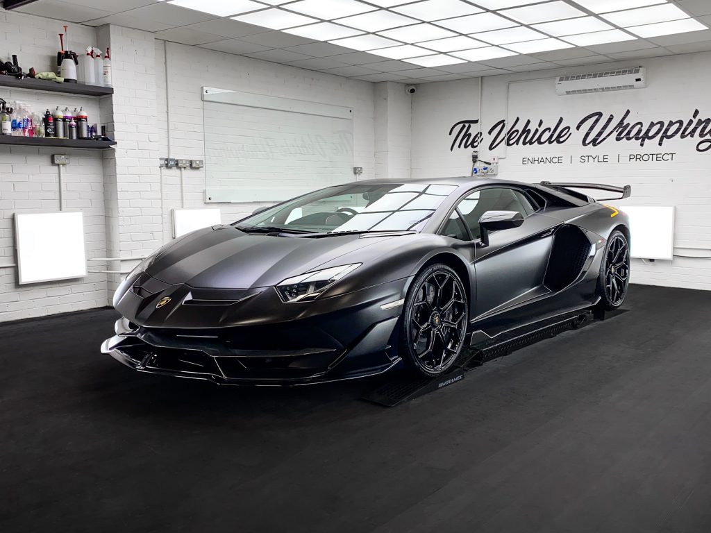 LAMBORGHINI AVENTADOR FULL WRAP MATTE BLACK WRAP WITH TRI-COLOR