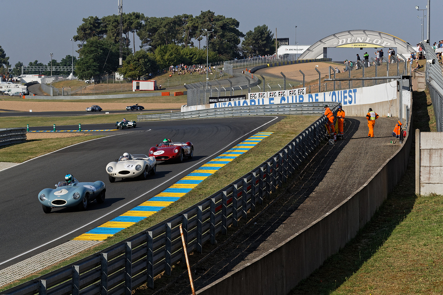 Le Mans Classic race on the circuit of the 24 hours. No other event in the world assembles so many old racing cars in the same place than Le Mans Classic.