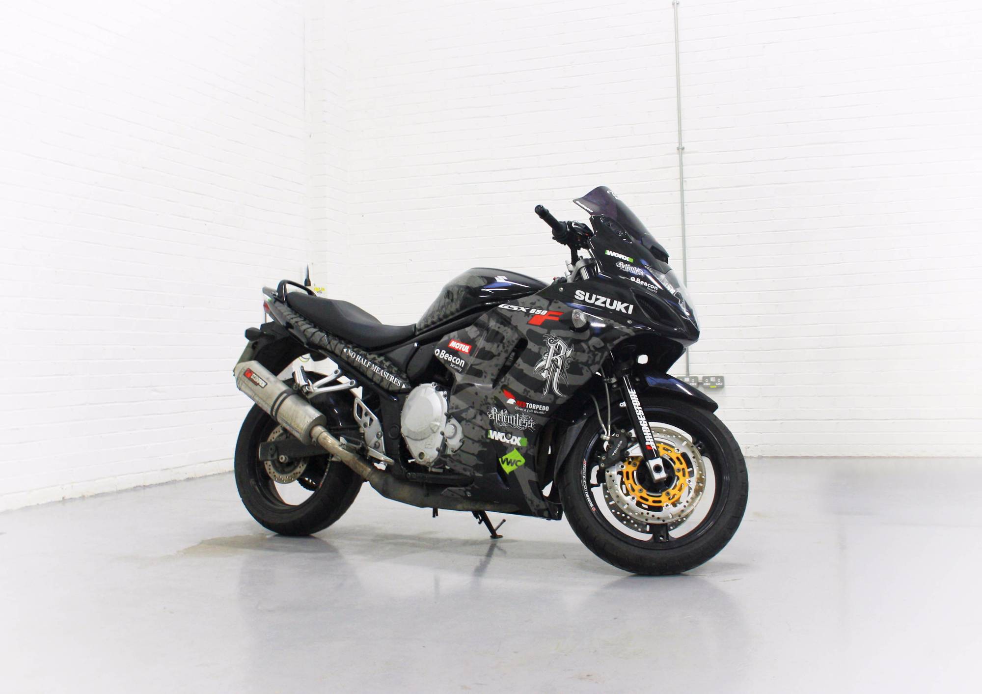 Suzuki%20GSx%20650F%20Photography%202