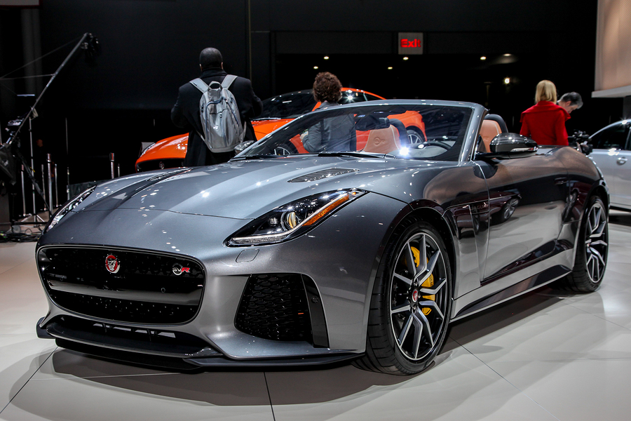  Jaguar F Type SVR