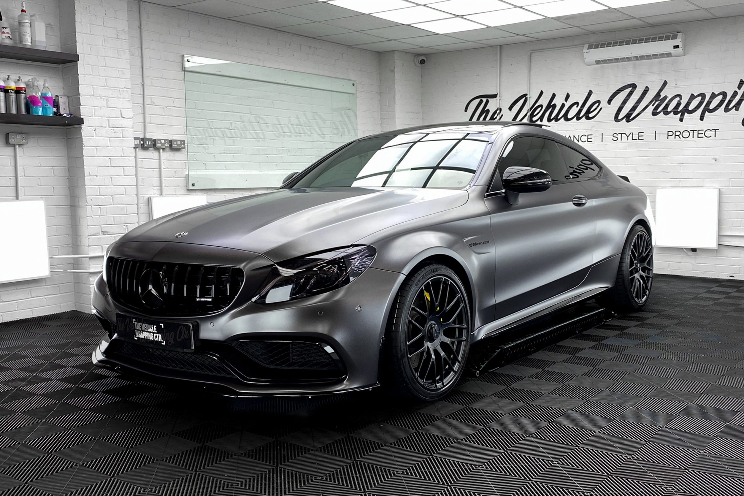 mercedes-c63-amg-satin-dark-grey-personal-wrapping-project